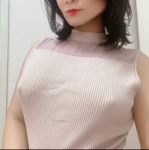 おはよう❤️
え⭕️ちなこと考えたでしょ〜❣️

３１日出勤です❤️