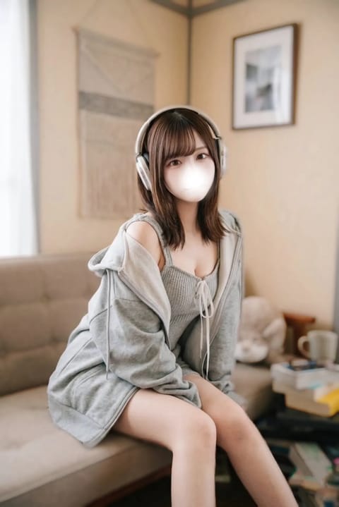 本日ご案内状況🔽
🕒12:00〜22:00
----------------------
12〜🈵
13:20〜🈵
14