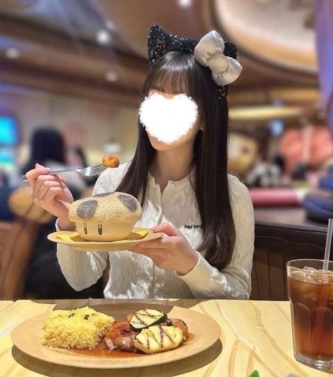 先日7年ぶりにUSJ行ってきたよ〜！

7年ぶりとなると色々新しくなってて楽しかった！
ハリーポッターで酔い、三半規管弱