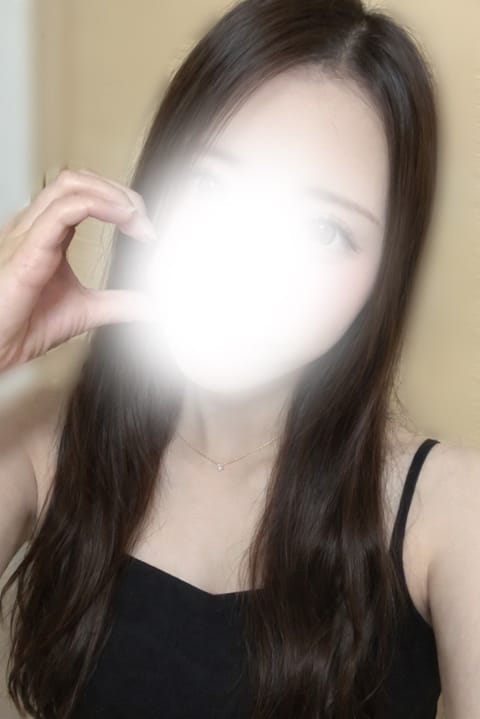 出勤しました🎀
今日もよろしくお願いします♪ 

雨だし、寒いね:;((•﹏•๑)));: 
足元気をつけてきてください
