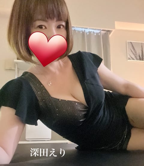 こんばんは^_^

髪の毛伸びるのが早い深田です💦

明日は数字のお勉強会(T ^ T)

嫌な季節に突入だよぉ〜ん

