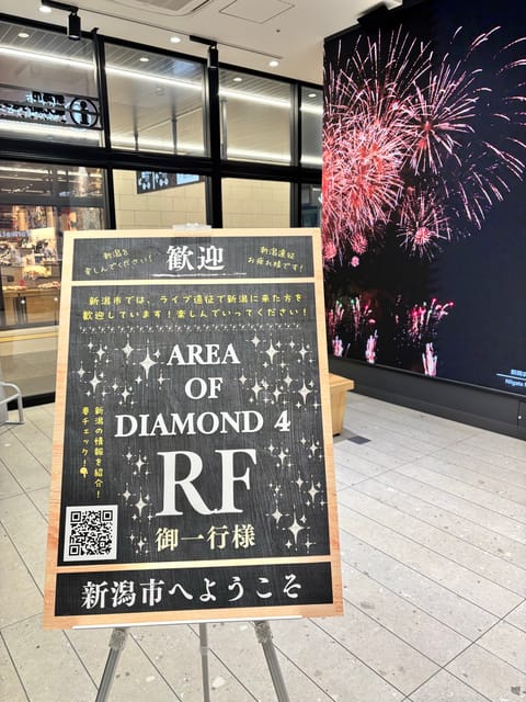 明日12時-19時でいるよ♡♡
遠征してパワー充電出来たのでお兄さんの疲れいっぱい癒しちゃうぞ💪