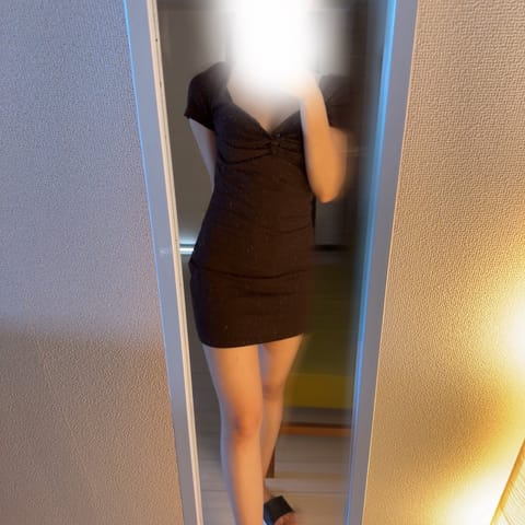 本日11:30〜出勤です🔅
少し長めに居ります✊🏻❤️‍🔥
初めましての方、仲良し様みんなにお会いしたいな〜😢💓
お待ち