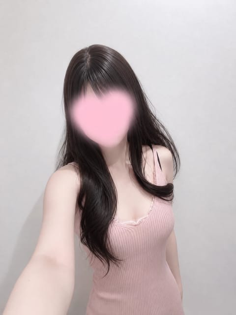 こんにちは！☀️
本日14:00〜23:00出勤です‎‎𖤐 ̖́-‬
今日も色んなお兄さんとお話したいな𓂃 𓈒𓏸◌‬
お