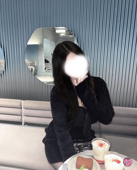 おはようございます❄️
今日も寒いいいい

急遽ですが、本日0:00-6:00📍大久保
出ることになりました🎀

いっし