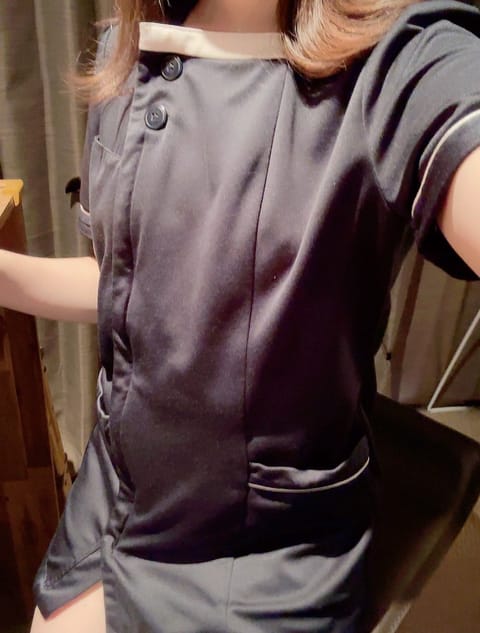 明日のご予約完売ありがとうございます💞
その次9/7(土)は11:00〜17:00で出勤しますのでご予約お待ちしてます♪