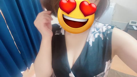 お久しぶりです✨
最近ポストしてなかった🥹
桜味のお菓子が沢山でワクワクしてるけど、ダイエット中なので控えめにしてる丸山