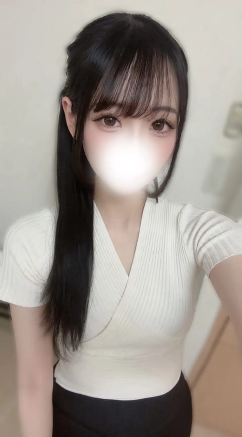 本日12:00~20:00で出勤です♡

🌸空き状況🌸
🈵12:00~13:20
🈵13:30~14:50
🈳15:00