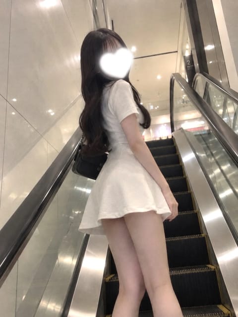 なんだか一気に涼しくなってきて、外に出た瞬間ちょっとびっくりしました🍃
少しずつ秋が近づいてるのかな🍁

本日 18:0