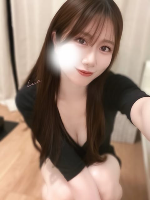 本日出勤☁️
🉑20:00〜25:00
関内ルームでお待ちしております🌙