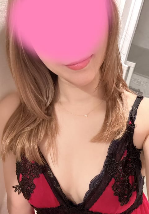3/2本日最終受付は16:30‼︎ 90分コース♡早い者勝ちだぞ🥰
昨日のお客様からは「もうこれから紅ちゃしか無理かも」
