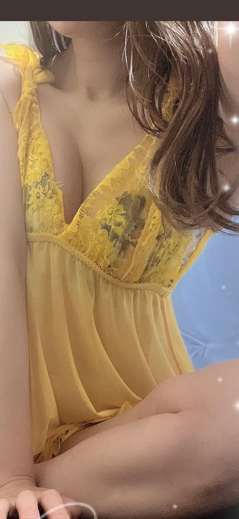 🐠こ・た・え🐠
ベビドが裏表逆でしたぁ〜😝
お色気想像した人たち❤︎
えっちだなぁ〜(❤´꒳`*)
接客も裏表逆をやらか