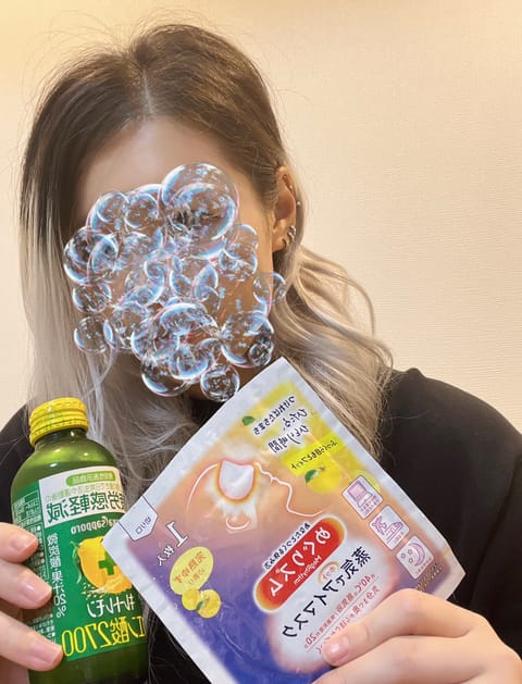 深夜1:30にこんにちは🌻

私は悪い女なので、お部屋に来てくれた可愛い子をたぶらかしてお話しさせてもらったよ😏💕

初