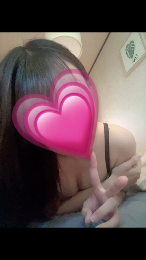 出勤しましたぁ！

13:00~25:00
ご予約受付中ですっ🩵
たっくさん癒しちゃうよん🤫💞

お店→@finale2