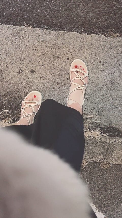 こんばんは🌙*ﾟ

実は、、靭帯やらかしちゃって
お休み頂いてます🥺

また出勤できるようになったら
ツイートします🏠
