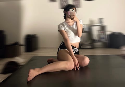 こんにちわッ
昨日はありがとうございましたー♩

今日も21:00〜下北で会えます！
かわいい服きて待ってます⊂( ᴖ 