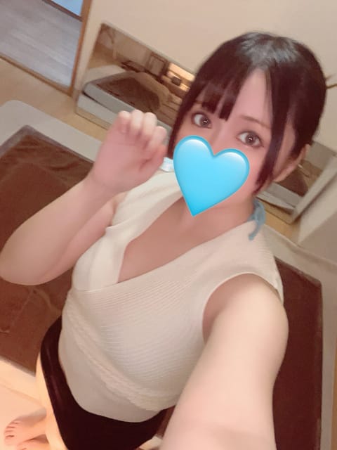 1/17 18時-ラスト
出勤します🐹✨️

たくさん密着しようね☺️💗
お店問い合わせorお問い合わせdm待ってます🥰