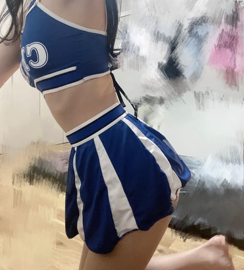 初出し❕チア来てみました🥺🫶🏻
普段あまり着ないんですけど、お兄様方から似合いそうって言って貰えたので載せてみました😉💕
