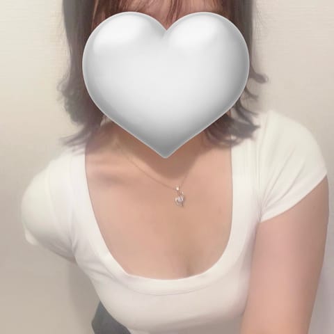 今週も始まったね🫶🏻

今日は時間があったので
久しぶりにカラオケに行ってきた~🎤❤️

みんなは何の曲歌う？🐰

21