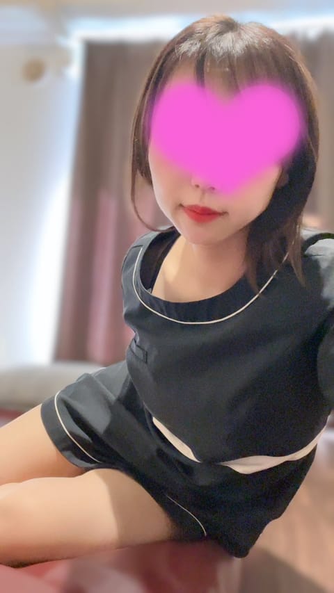 こんにちはー💖2023年も
よろしくお願い致します🙇‍♀️

Twitterから離れてましたが
とっても元気です🥰🙌

