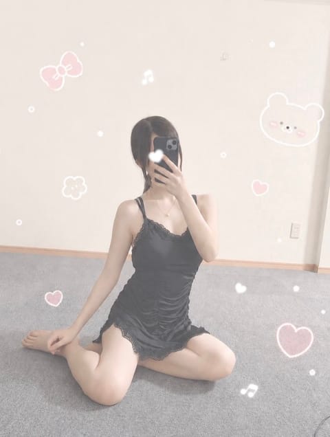初全身で撮ってみた！🎀✨️

黒系着たらお姉さんぽくなったの꒰ᐢ⸝⸝> ·̫ <⸝⸝ᐢ꒱♩⟡.·