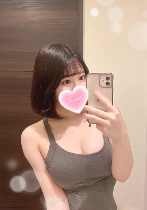こんばんは🌙
本日急遽🚨時間変更になりこのあと
22:00〜朝までおります‼️

緊急で時間変更していただいたお店に感謝