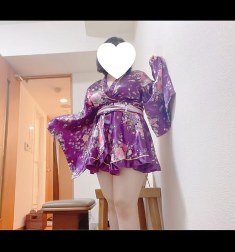 おはよう💕

雨降ってますけど
出勤してますー🥰