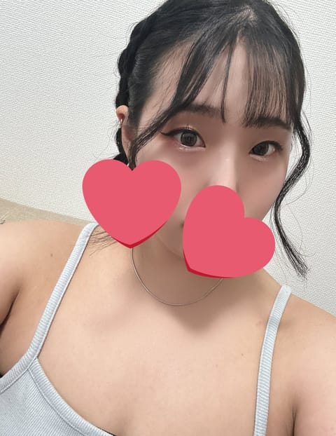 出勤してます！！

卒業まであと1ヶ月切ってるの寂しい🥺

実感全然湧いてないけど、会いに来てくれるのが
とっても嬉しい