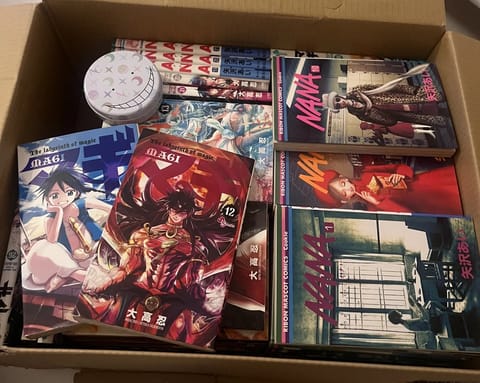 実家から大量の漫画が届いた！
知ってる作品あるー？？？
もし好きな人いたら語ろー？！