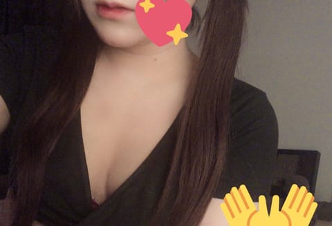 おはようございます🧸🤎

本日16時から初出勤します～！！！

天気もよくてちょうどいい涼しさだから気分がいいですねっっ