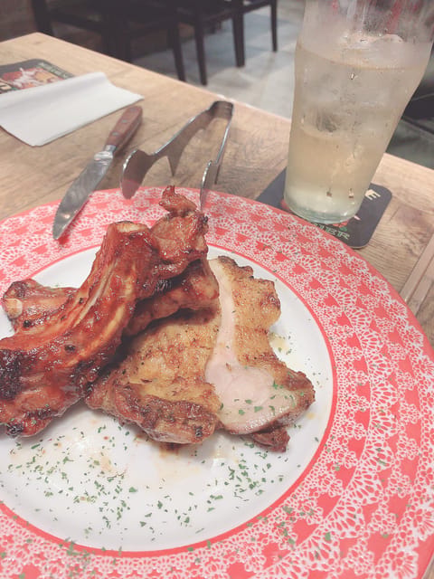 なこです🐰🥕
昨日はお母さんとご飯食べてきた🍖

出勤中はなかなかDM気付かないので、18:00以降はお店に連絡するか、