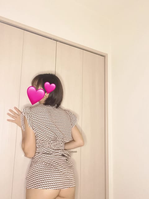 ８月前半は6日がラストです🙏💕
すずに会わないと夏始まんないよね👊👊

待ってるよ〜😸🩷☀️