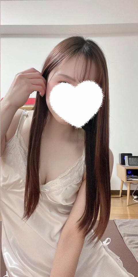 こんばんは🌙🎶りおなです❣️

久々に出勤してます✨年度末、バタバタで疲れ気味な方も多いのかな🤔皆さんよかったら癒されに