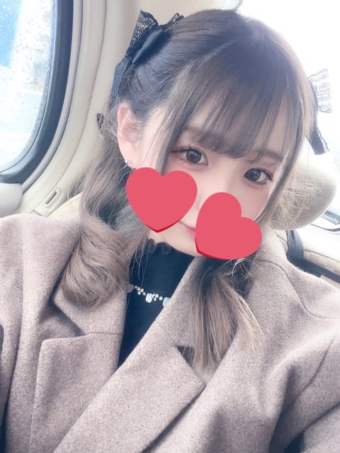 お久しぶりです、あみです₍ᐢ‥ᐢ₎ ♡

明日サードプレイス出勤します🌸
🈳 13:30 ~ 15:30   90分コー