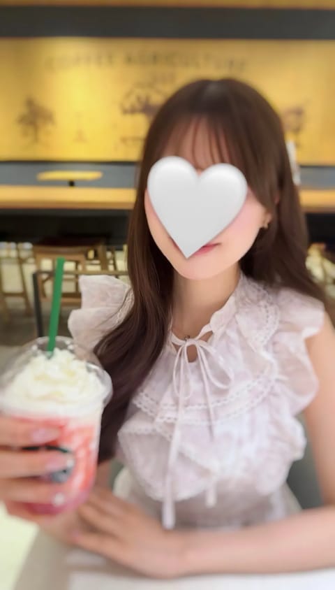 天気良い〜🎶
お待ちしていますね💞💞

🧊怖くて普通の写真しか載せられない笑