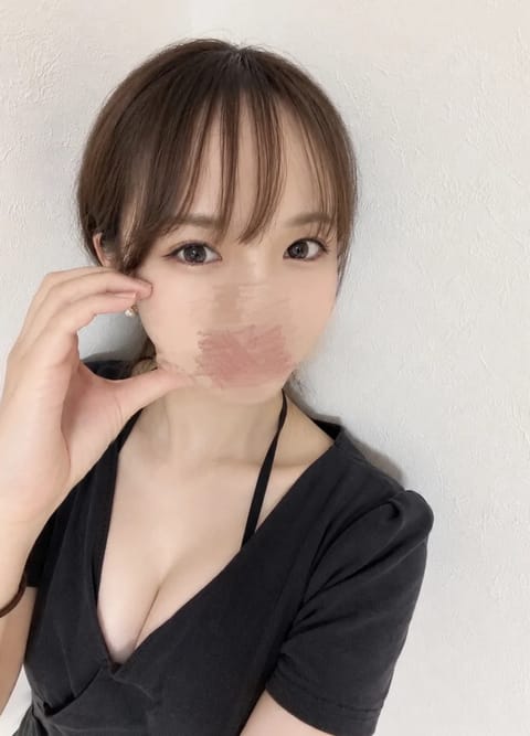 02、始めました🔰
たくさんのフォロー&メッセージお待ちしてます♡

それにしても、ひとり寂しいよーー

肌と