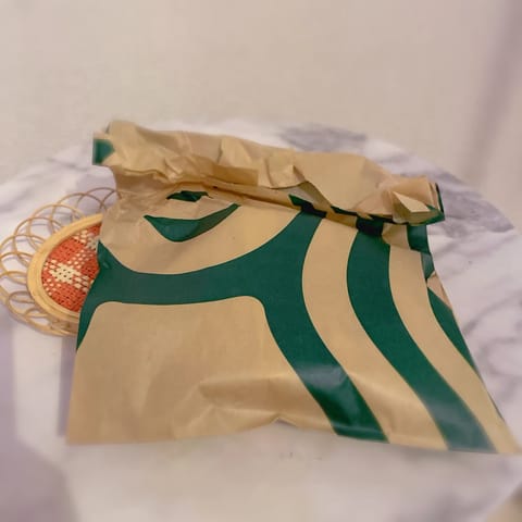 本日も満了ありがとうございました🫧🈵

差し入れまでありがとうございます🥰
新作飲めてなかったので嬉しい🍑
一緒にいただ