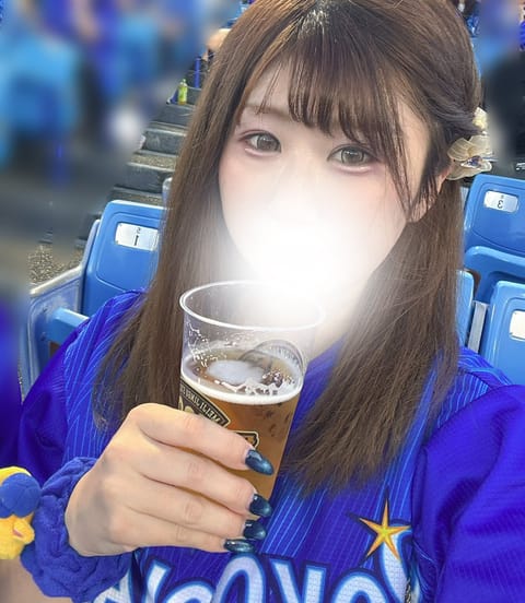 ビール半額だってよ🍻❣️

#今日はレフトスタンドから
#明治神宮野球場