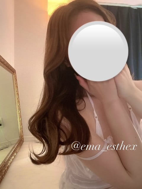 折り返しの水曜日！頑張りましょ！

🚨本日残り1枠🚨
〇15時〜80分まで🉑
ご連絡お待ちしております🤍