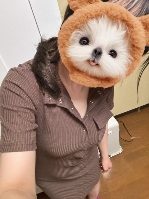 こんばんは！
今日もラストまでいます🐶✨
夜は冷え込んでるよね、寒いけど一緒にあったまろうね！
私、あったかいよ☺️❣️