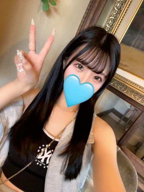 本日20:00〜5:00で新橋ルームに出勤します😊

最短のご案内は
21:40〜🈳になります🙇