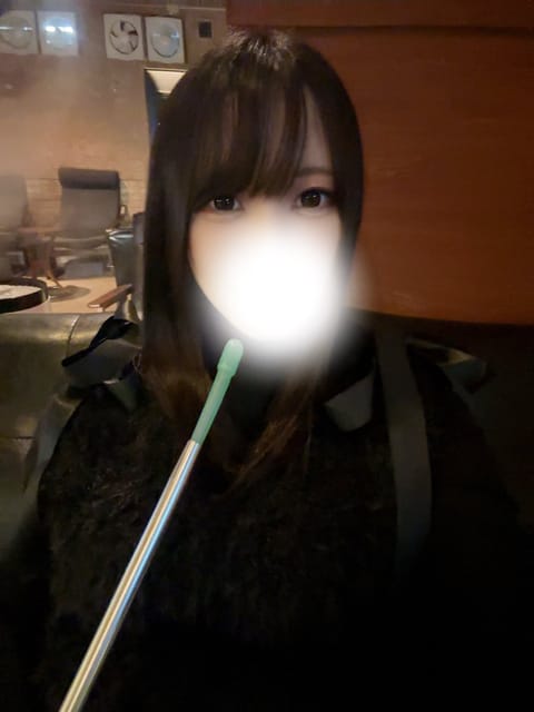 最近ハマってることなに？って
よく聞かれるんやけど
しーしゃがすきです👼🏻

ひとりでも行っちゃう🫧ALT↓