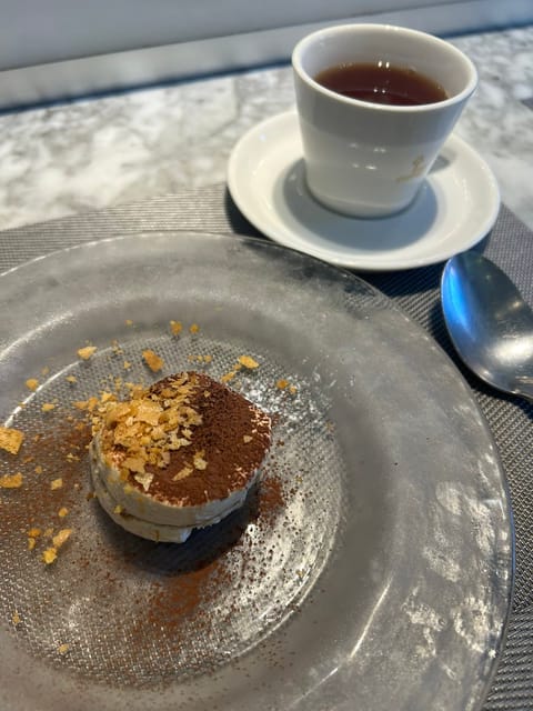 この前、六本木で食べた
ティラミスが美味しかったな☕️💓

コーヒーは飲めないけど、
ティラミスはすき(ˊo̶̶̷ᴗo̶