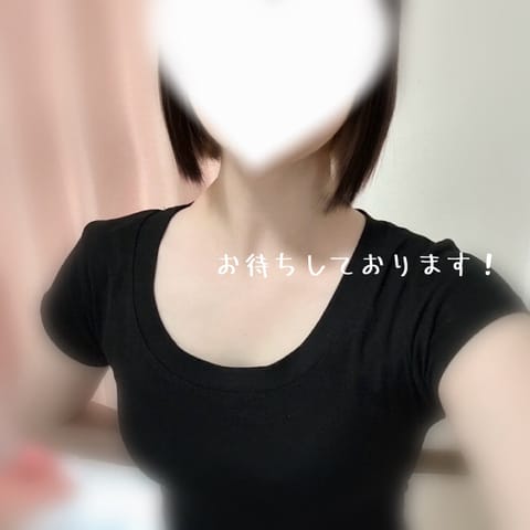 こんにちは✨
昨日来てくださった方々、ありがとうございました🙌🏻💕

今日も24:00まで出勤しています ·͜·
お部屋