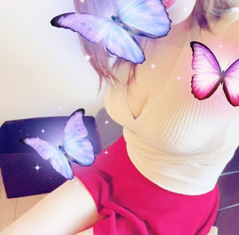 9/7会いにきていただいた皆様、本当にありがとうございました😊🩷すごく褒められてとっても幸せな時間でした🩷素敵なお土産も