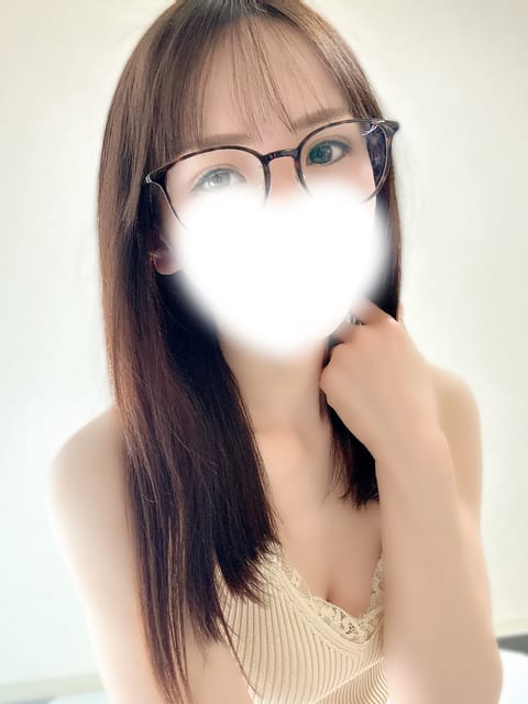 花粉対策👓🌸
今日も一日よろしくお願いします😊