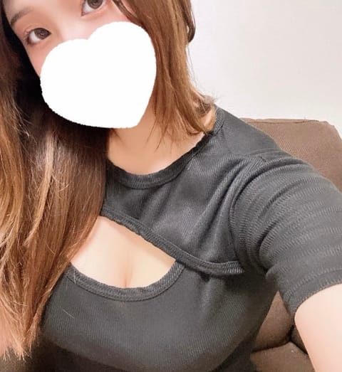 昨日に引き続き、本日も🈵🈵🈵🌸
ありがとうございます😊
今日は一気に気温が上がって暑いですが、熱中症に気をつけて頑張りま