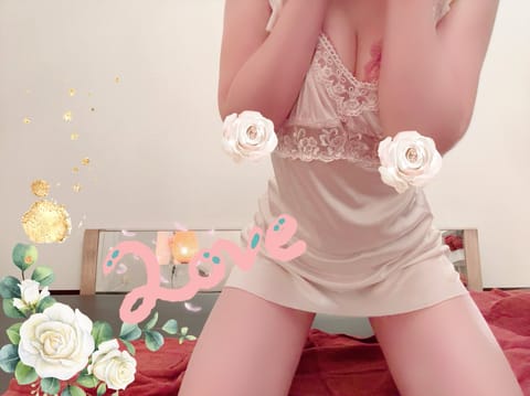 こんばんは♪
今日も素敵なお客様、ありがとうございます😊✨次回は6月の出勤になります🥰
綾瀬と楽しい時間を過ごしてほしい
