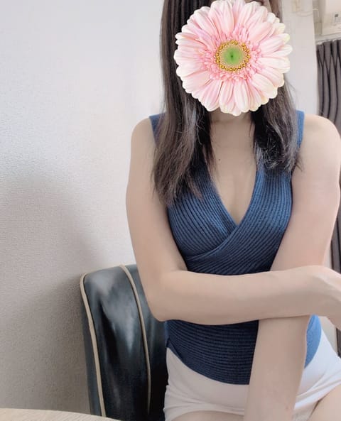 今月もご指名ありがとうございました😊
またお時間ありましたらぜひ会いに来てください(*^^*)
心を込めて施術させていた