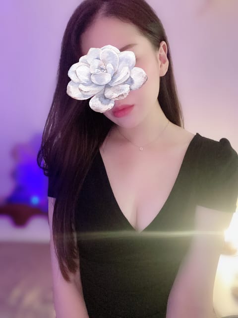 こんばんは🌙
本指名様 パネル指名様ありがとうございました💓
いつもは8割仲良くなる事ないけど…
凄く満たされたって仲良